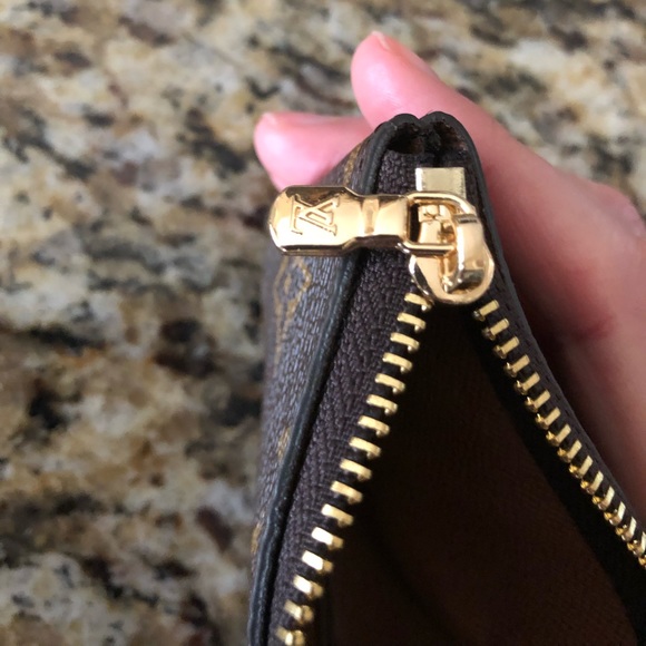 Key Pouch - Picture 4 of 5